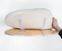 RHRQuality Wandmeubel Wandmontage Klimmuur Kat 53 X 43cm Luxe Kattenbed Creme Wand Muur Krabpaal Katten Muurbevestiging -Huisdierbenodigdheden 1200x985